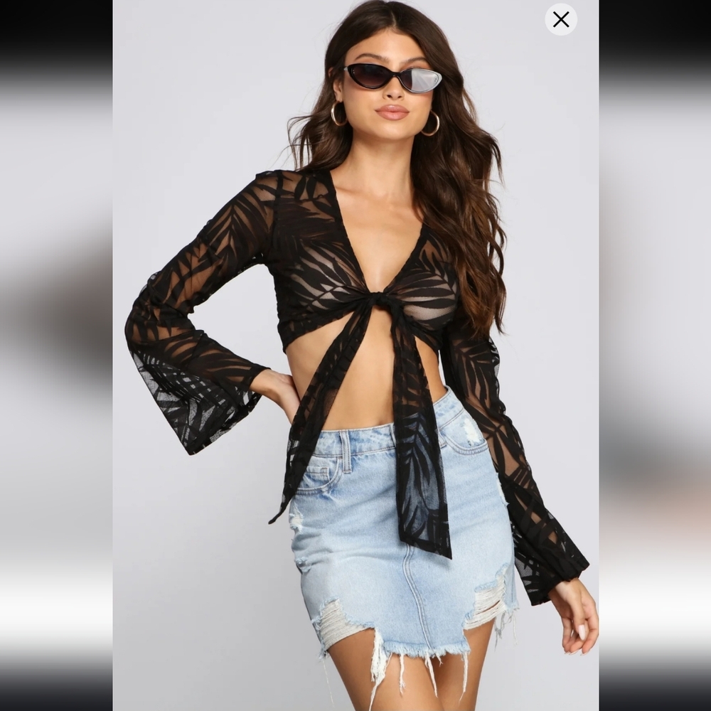 NWT Stylish Beauty Sheer Tie-Front Top